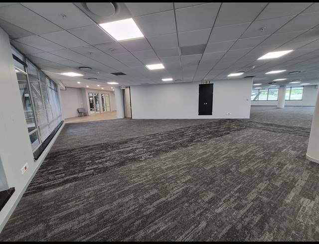 736M² OFFICE TO LET IN SANDTON CENTRAL